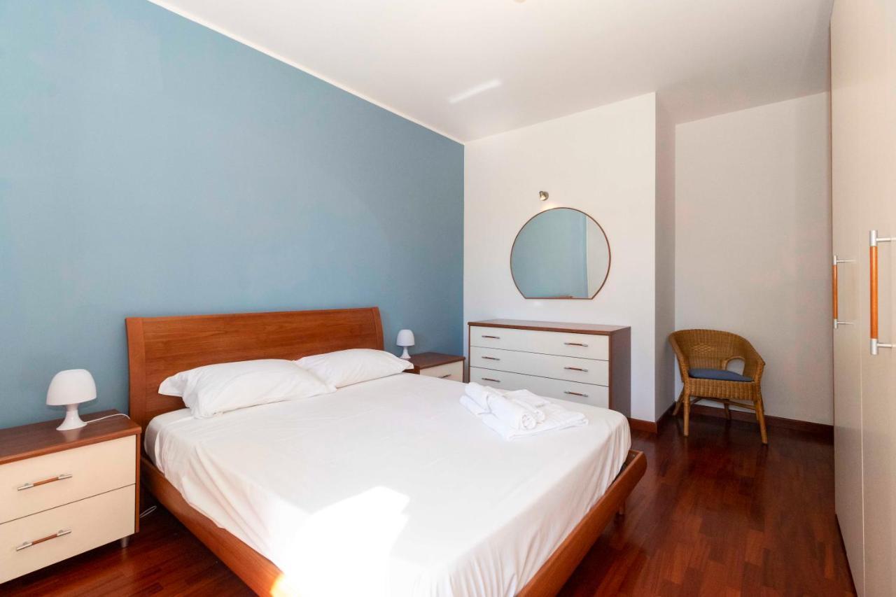 Апартаменты Cozy&Spacious Apt 2 Min Walk From The Tram Stop! Турин Экстерьер фото
