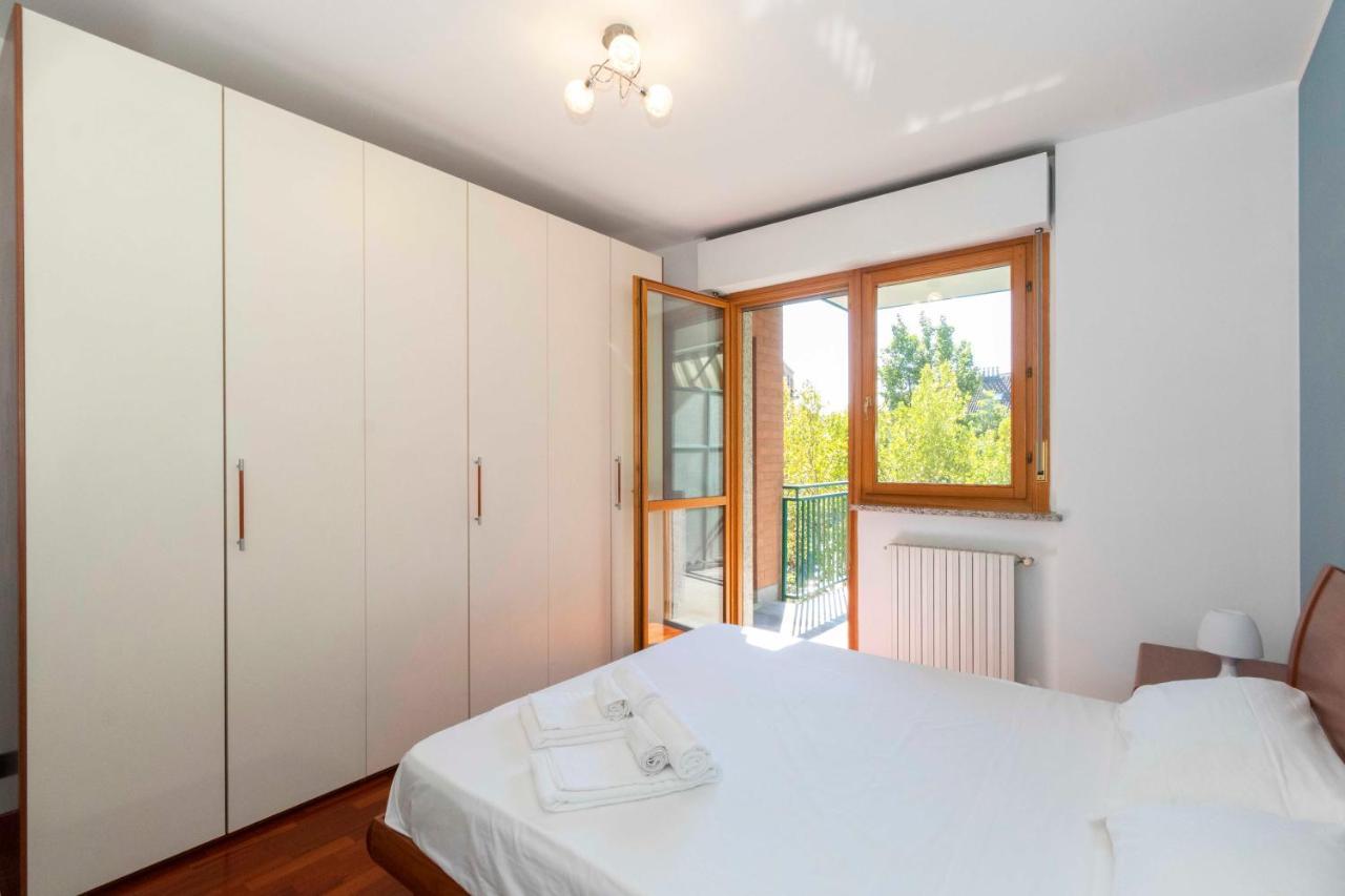 Апартаменты Cozy&Spacious Apt 2 Min Walk From The Tram Stop! Турин Экстерьер фото
