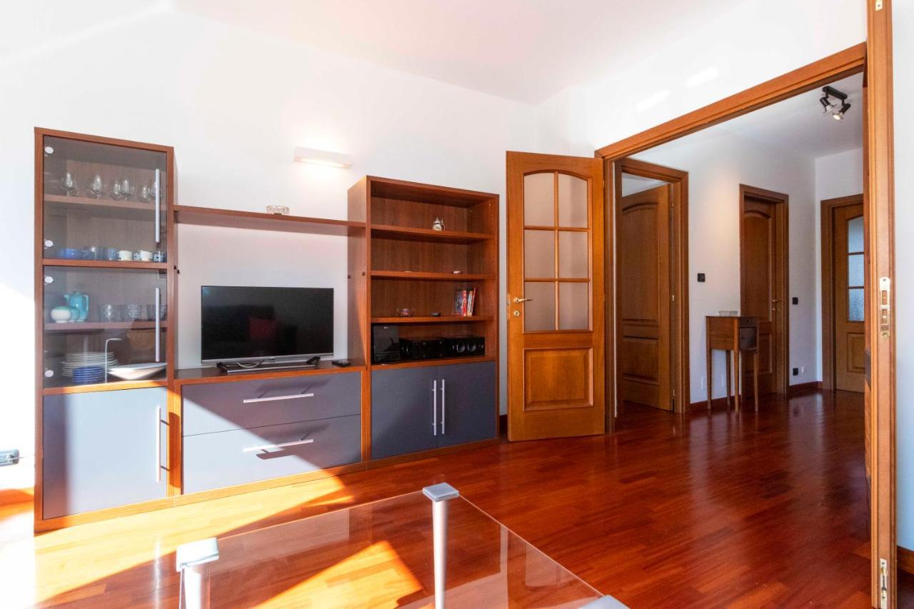Апартаменты Cozy&Spacious Apt 2 Min Walk From The Tram Stop! Турин Экстерьер фото