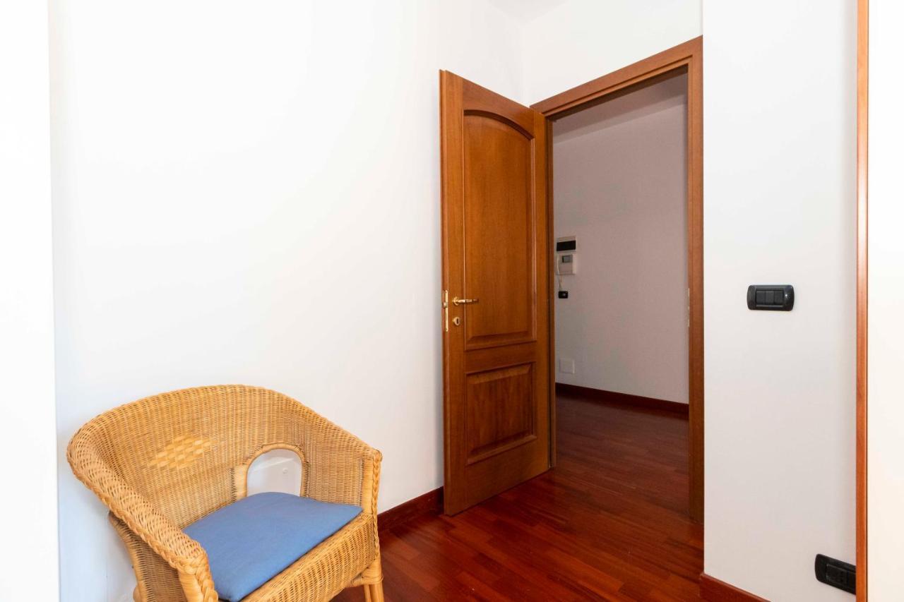Апартаменты Cozy&Spacious Apt 2 Min Walk From The Tram Stop! Турин Экстерьер фото