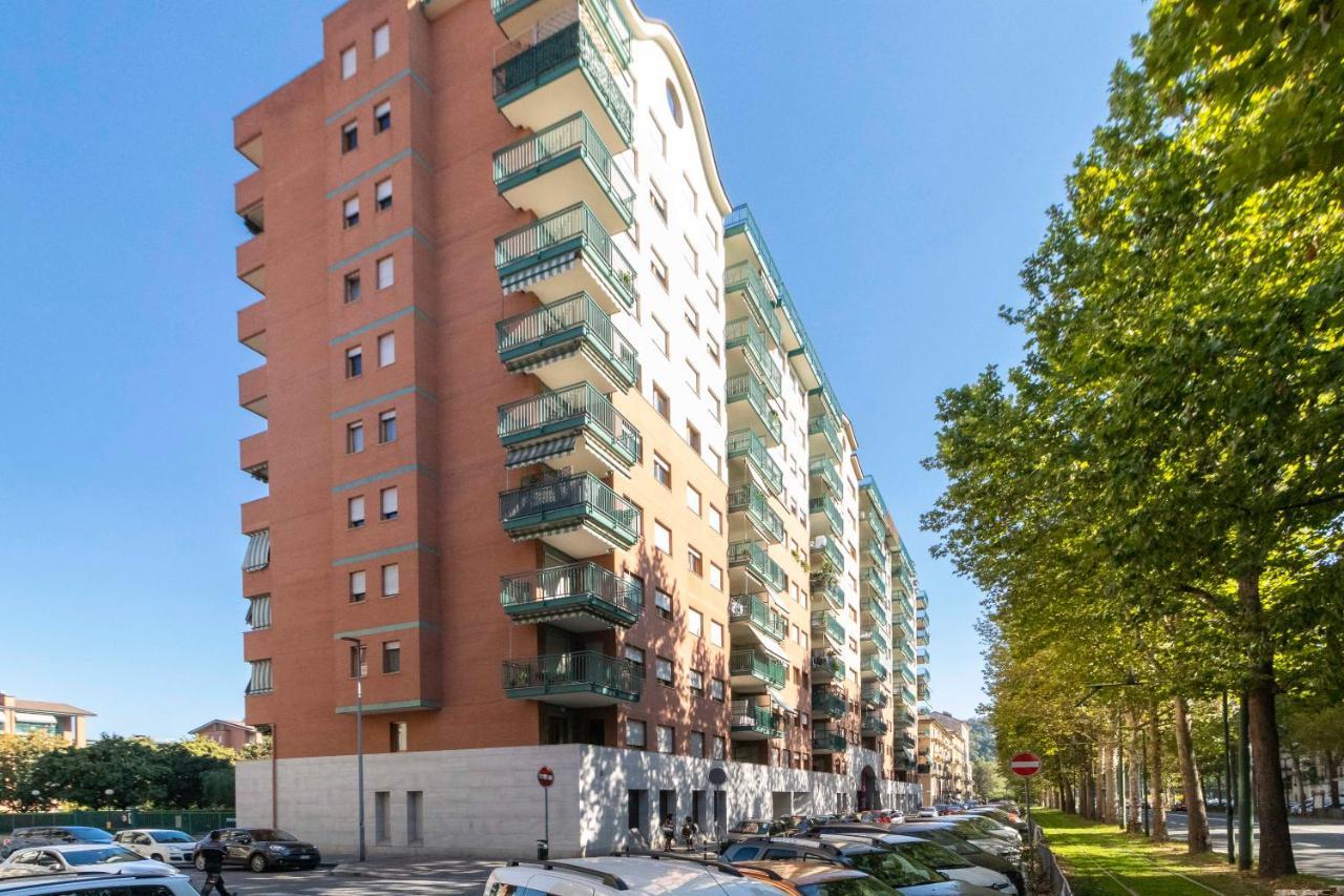 Апартаменты Cozy&Spacious Apt 2 Min Walk From The Tram Stop! Турин Экстерьер фото