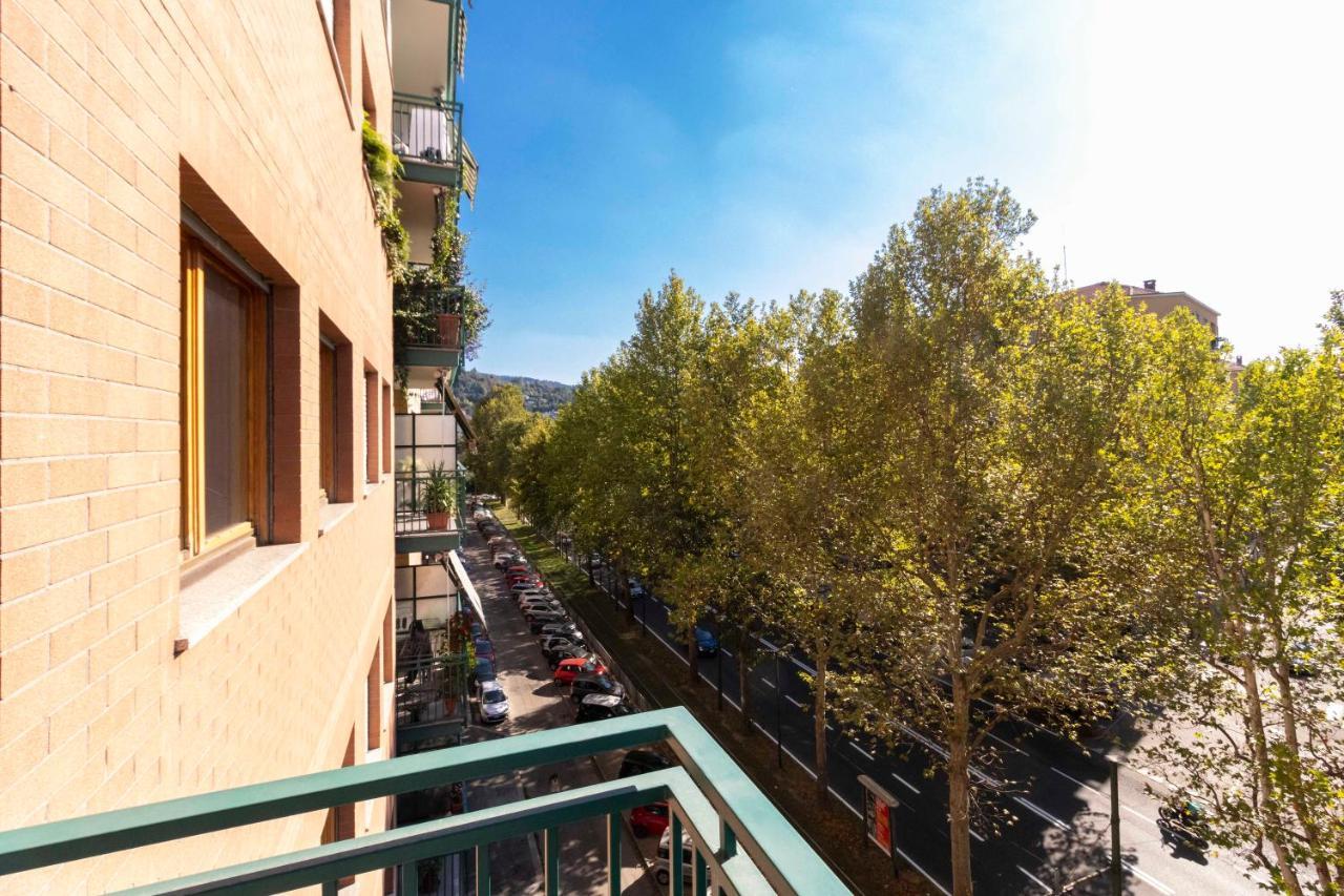 Апартаменты Cozy&Spacious Apt 2 Min Walk From The Tram Stop! Турин Экстерьер фото