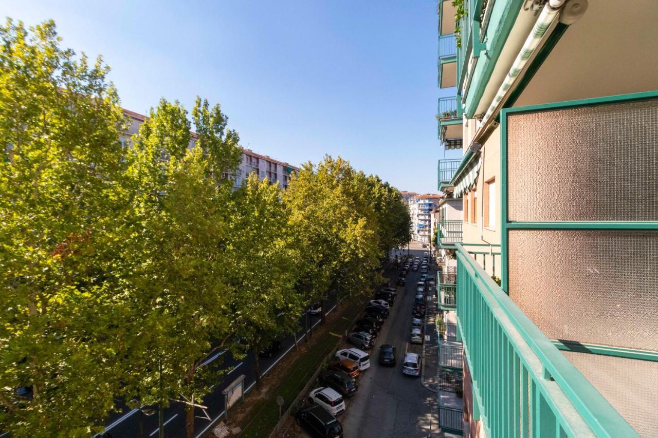Апартаменты Cozy&Spacious Apt 2 Min Walk From The Tram Stop! Турин Экстерьер фото